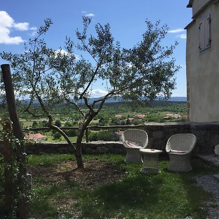 Stanjelski Razgledi Ar المظهر الخارجي الصورة